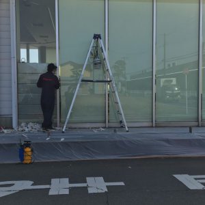 ガラスフィルム剥がし