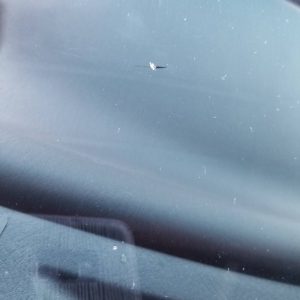 自動車ガラスえぐれ修理