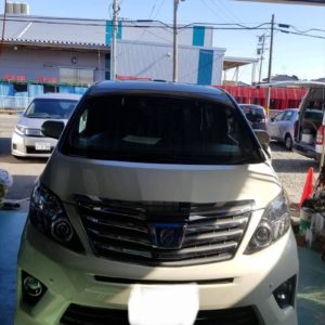 トヨタアルファードフロントガラス交換