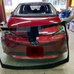 トヨタプリウス50系ひび割れによるフロントガラス交換